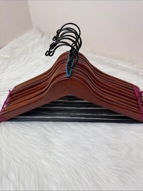 Brookstone Premium Wooden Hangers with Bar in Mahogany  - Set of 10